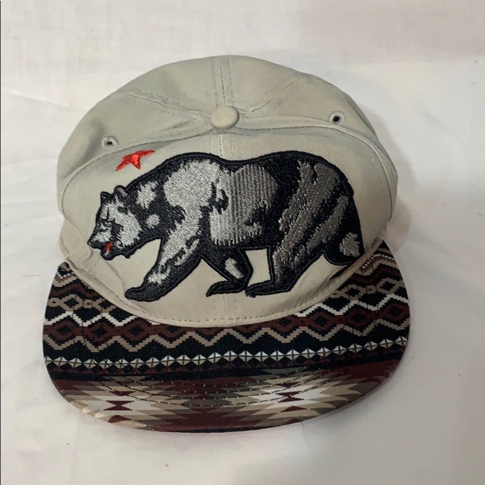 Carbon Elements California Bear Snapback Hat OS